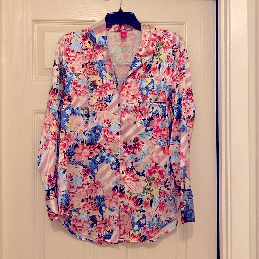 👄Victoria’s Secret floral pj nightshirt M